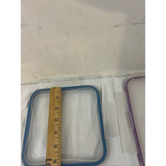 2 Snapware 8"x6" rectangle purple and 6x6" square - Picture 5 of 6